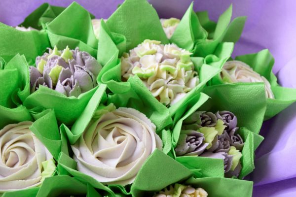 Floral cupcake bouquet