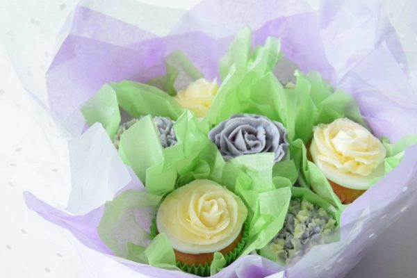 Lilac and White Cupcake Bouquet 2